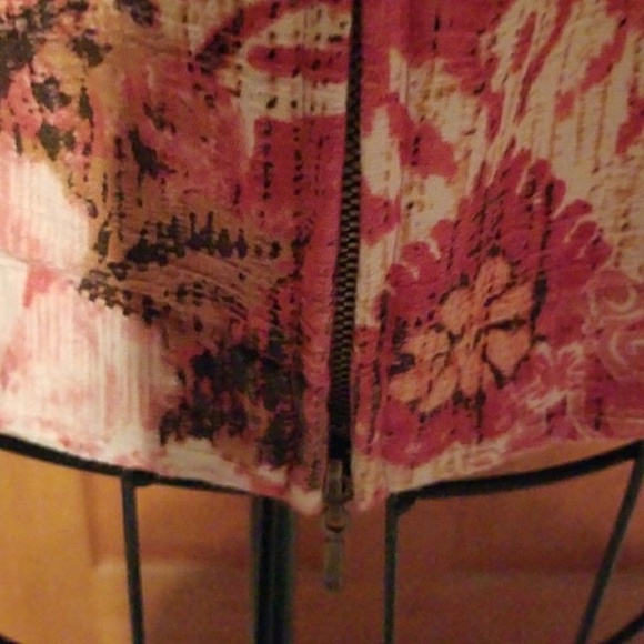 Jacket - Picture 5 of 7